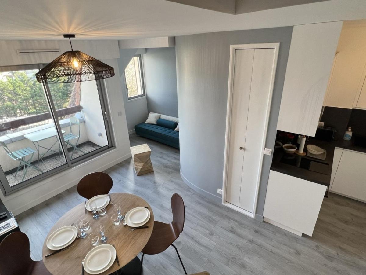 Cabourg : Duplex Renove 2 Pieces, Acces Direct Plage, Fibre, Parking, Cuisine Equipee, 4 Pers. - Fr-1-487-351 Екстер'єр фото